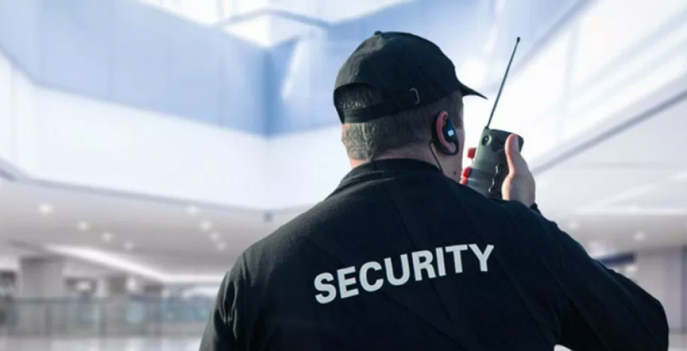 9 reasons why you should hire hotel security guards