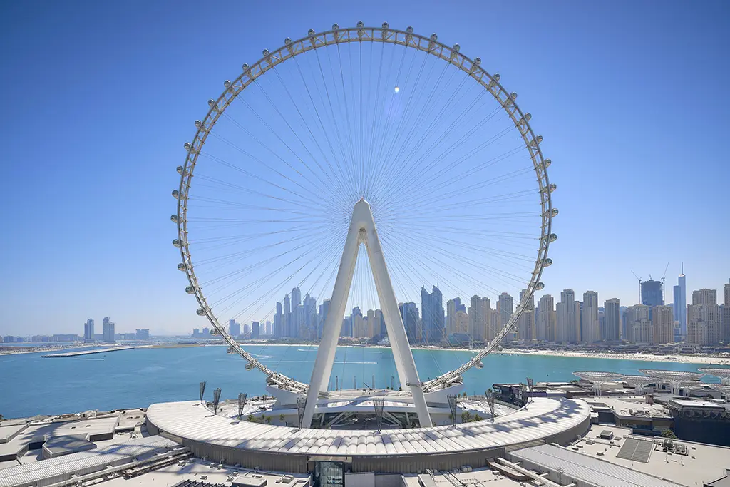 10 Best Attractions of Dubai That You Must Visit With Your Friends