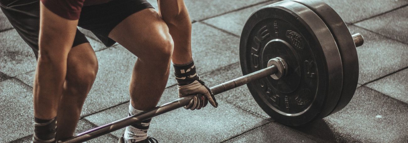 Tips to avoid injuries during workouts. Best GNC workout performance supplements